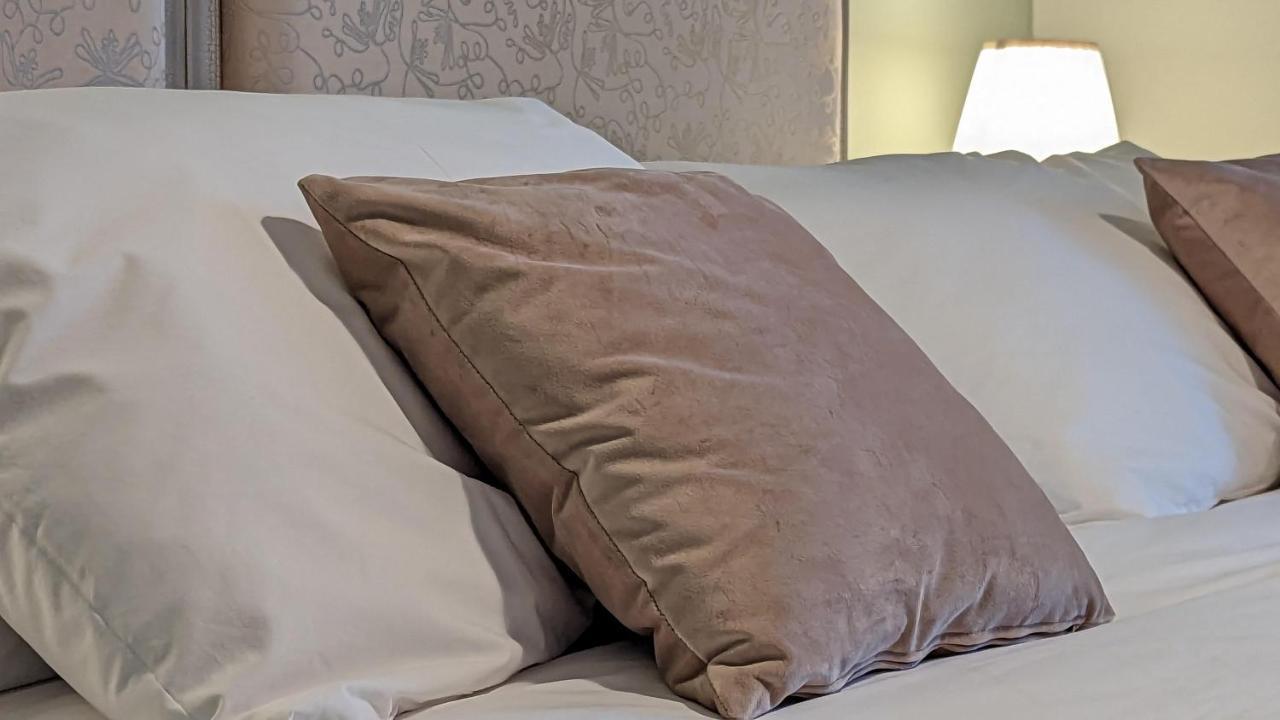 Chambres D'Hotes Cascarot Lechatelet Exterior foto